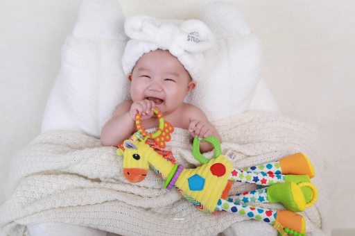 博尔塔拉宝宝便血的原因有哪些